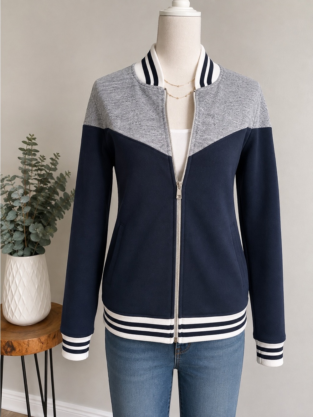Sol Angeles zip up hoodie